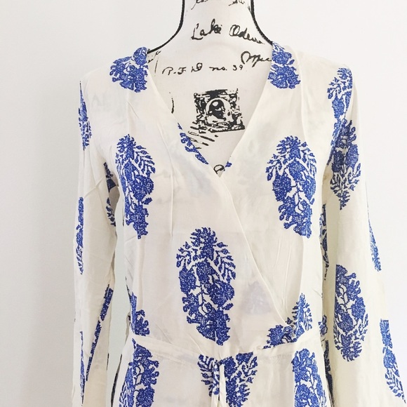 🌸Host Pick🌸 Last 3! Vintage Beach Print Romper - Picture 5 of 8